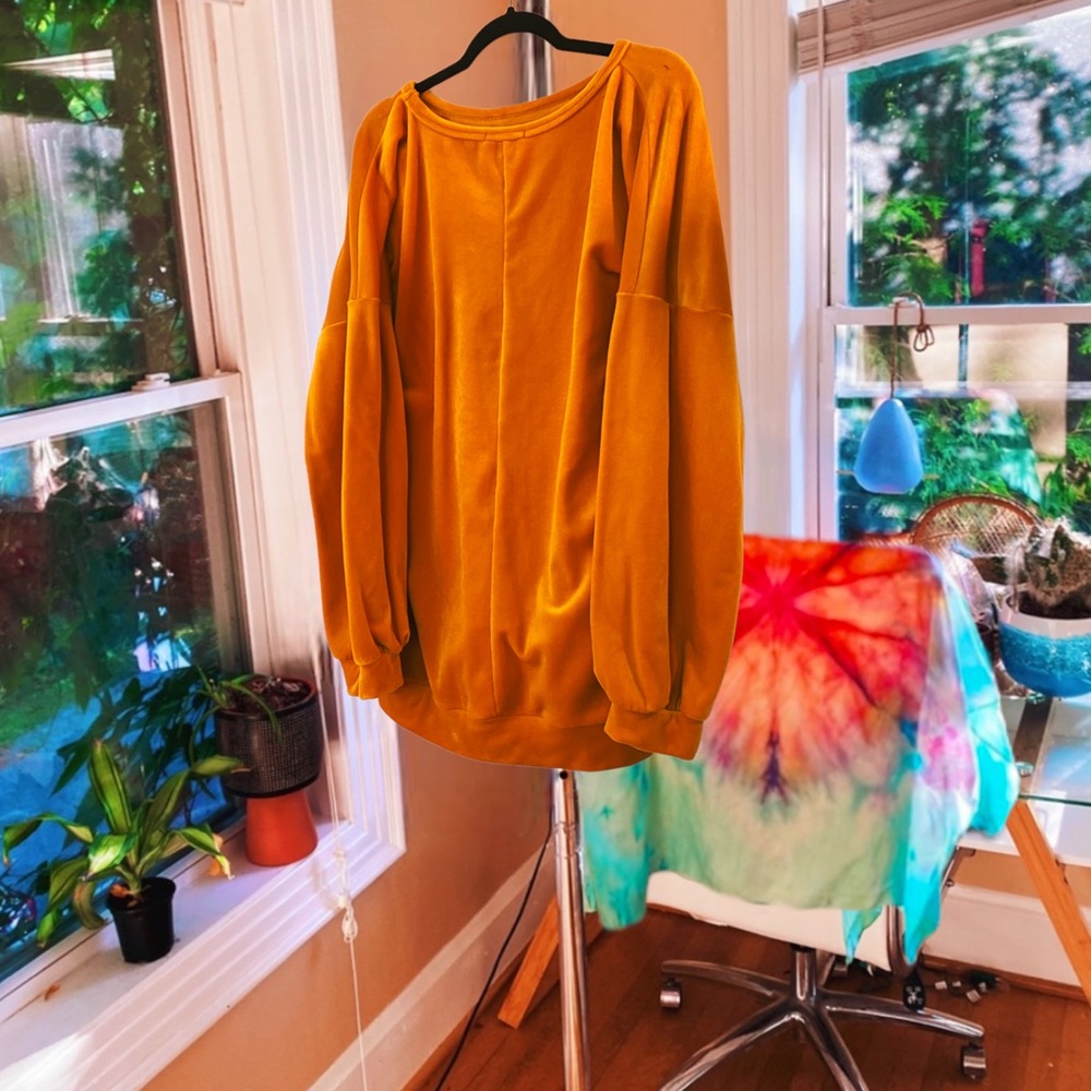 mustard orange velour velvety oversized pullover sweater 🔮 - Picture 2 of 8